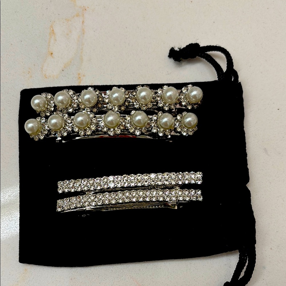 NWOT set of 4 barrettes
